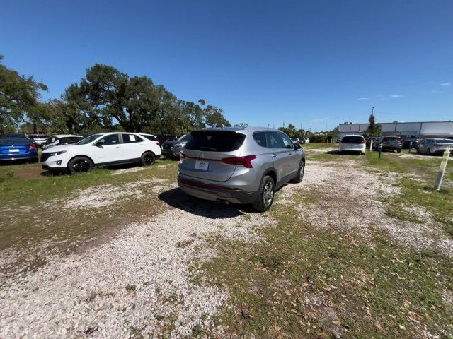 2021 Hyundai Santa Fe SE