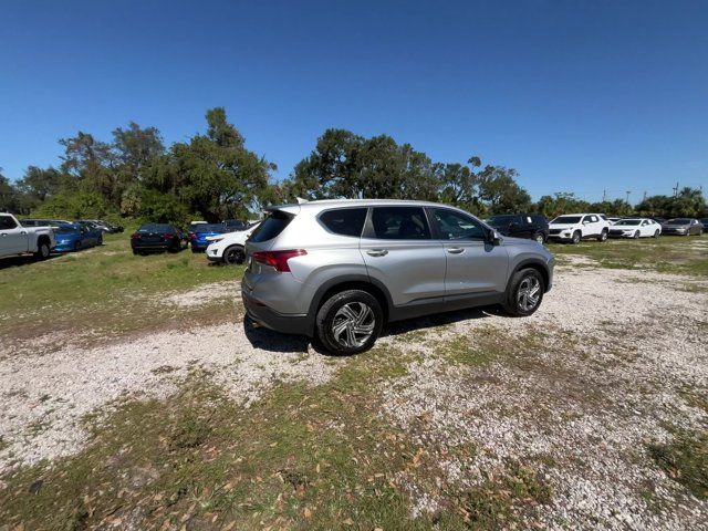 2021 Hyundai Santa Fe SE