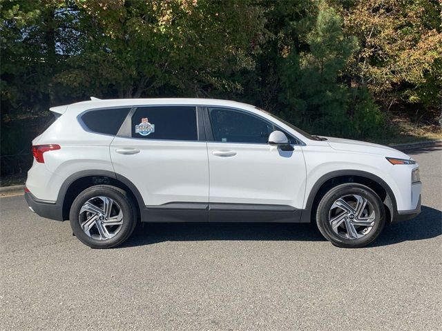 2021 Hyundai Santa Fe SE