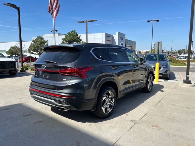 2021 Hyundai Santa Fe SE