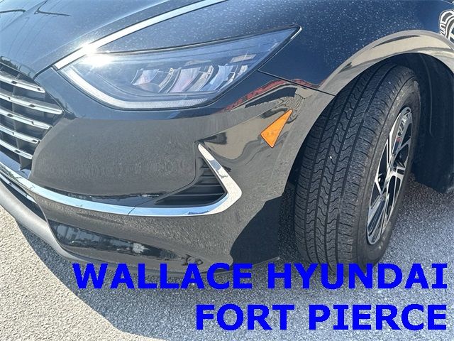 2021 Hyundai Sonata Hybrid Blue