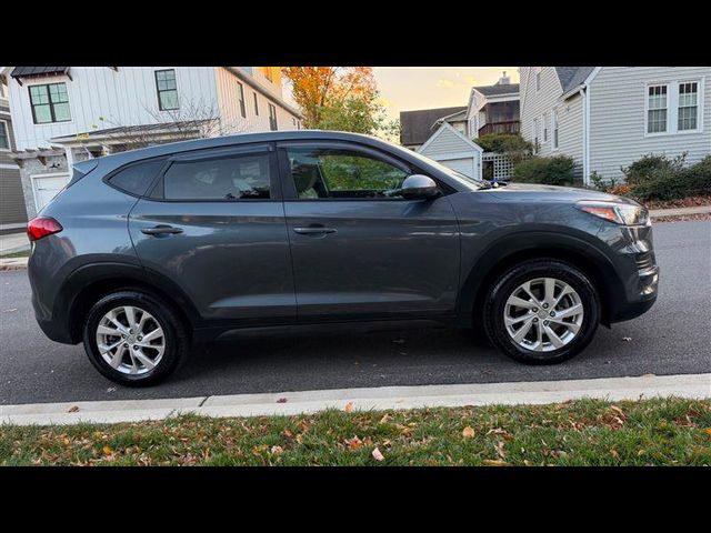 2021 Hyundai Tucson SE