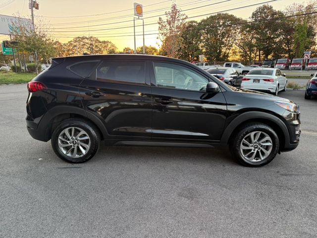 2021 Hyundai Tucson SE