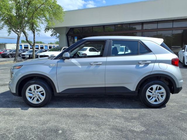 2021 Hyundai Venue SE