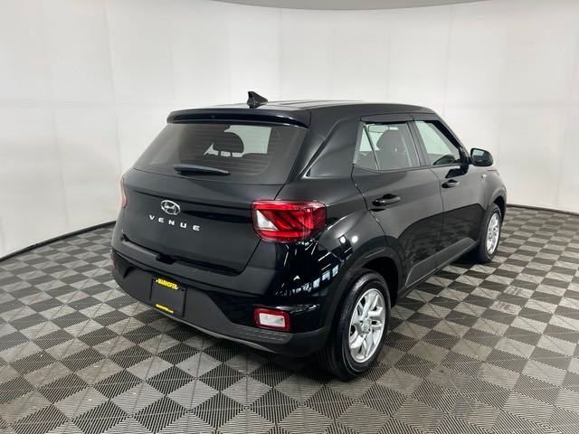 2021 Hyundai Venue SE