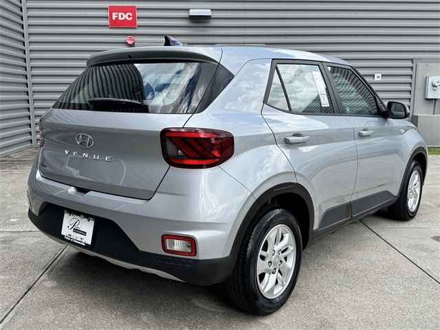 2021 Hyundai Venue SE