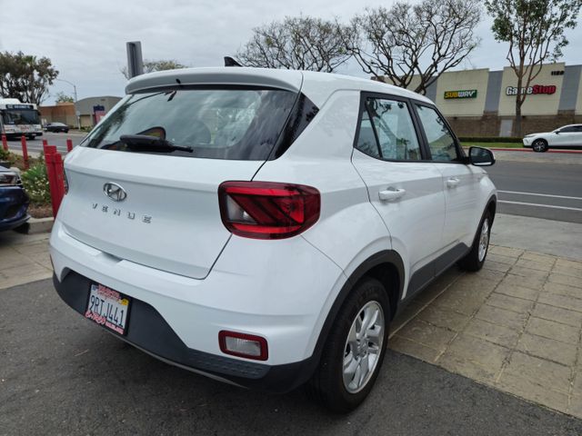2021 Hyundai Venue SE