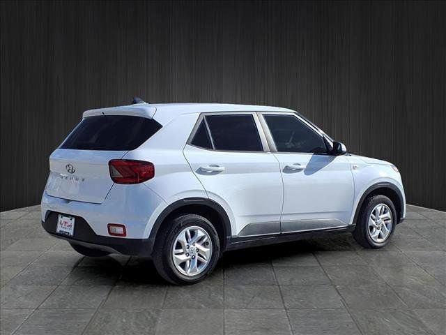 2021 Hyundai Venue SE