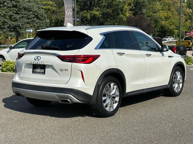 2021 INFINITI QX50 Essential