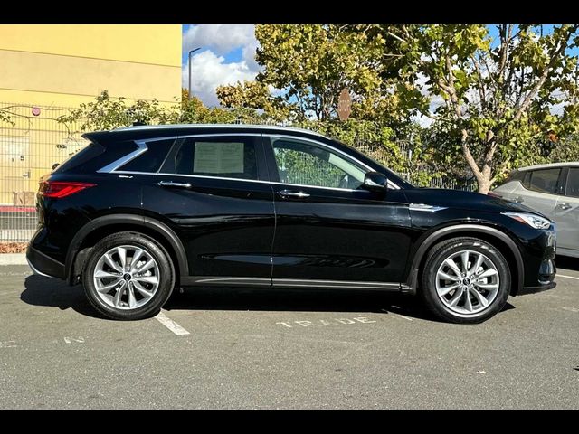 2021 INFINITI QX50 Essential