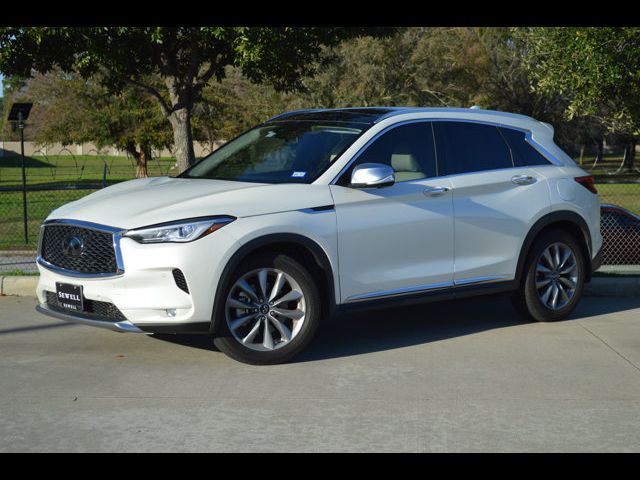 2021 INFINITI QX50 Essential