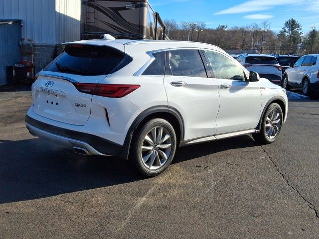 2021 INFINITI QX50 Essential