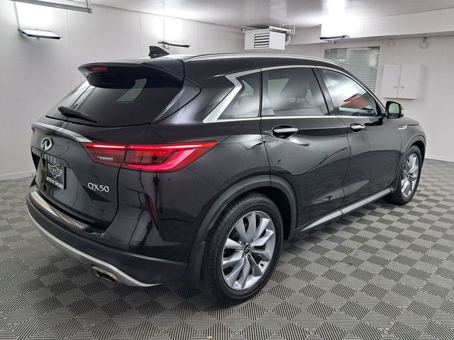 2021 INFINITI QX50 Essential