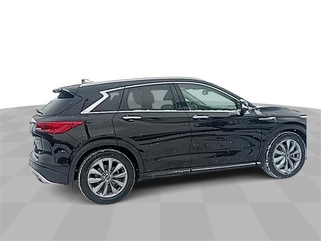 2021 INFINITI QX50 Essential