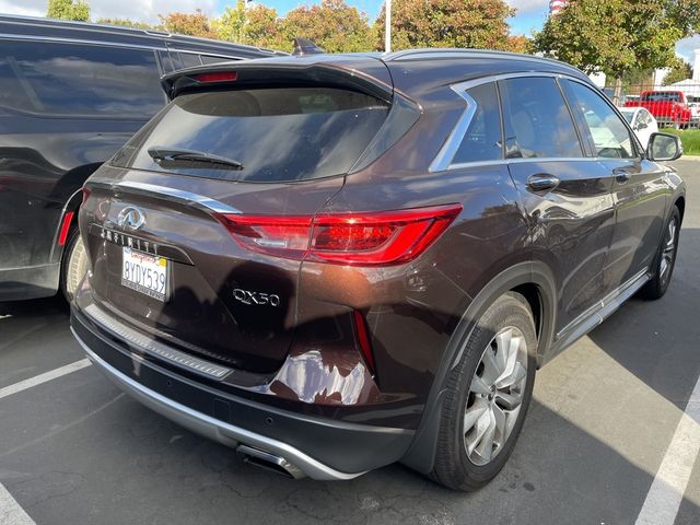 2021 INFINITI QX50 Essential