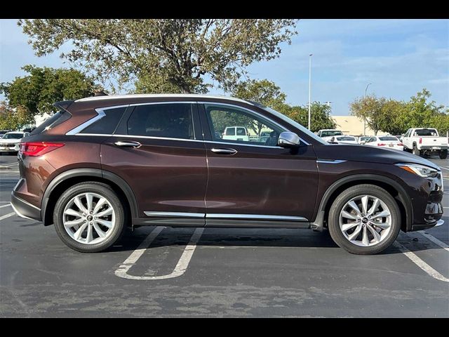 2021 INFINITI QX50 Essential