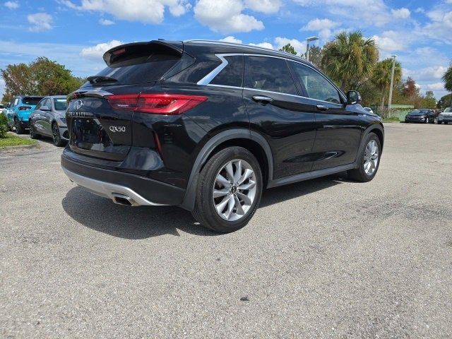 2021 INFINITI QX50 Luxe