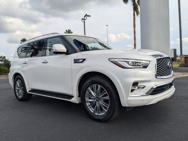 2021 INFINITI QX80 Luxe