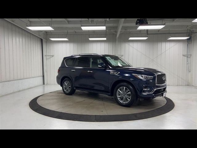 2021 INFINITI QX80 Luxe