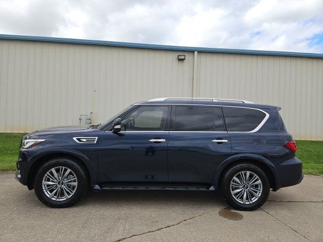 2021 INFINITI QX80 Luxe