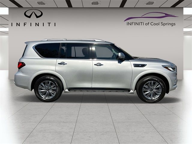 2021 INFINITI QX80 Luxe