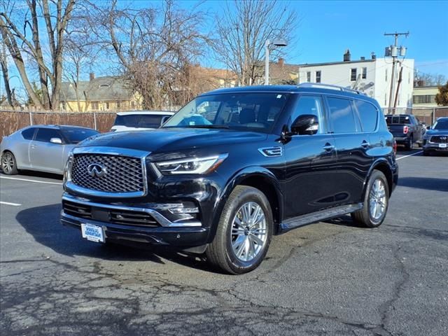 2021 INFINITI QX80 Luxe