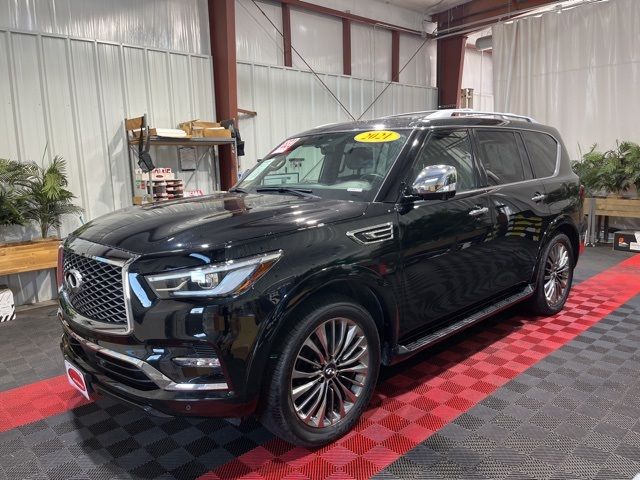 2021 INFINITI QX80 Luxe