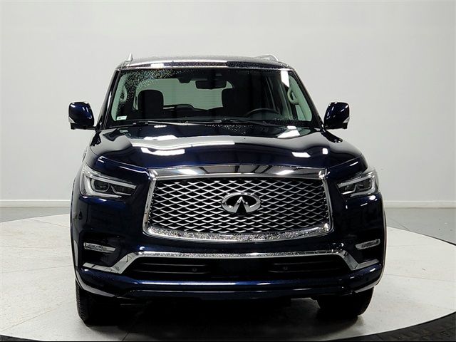 2021 INFINITI QX80 Luxe