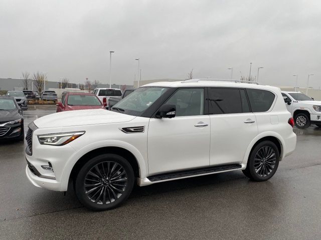 2021 INFINITI QX80 Premium Select