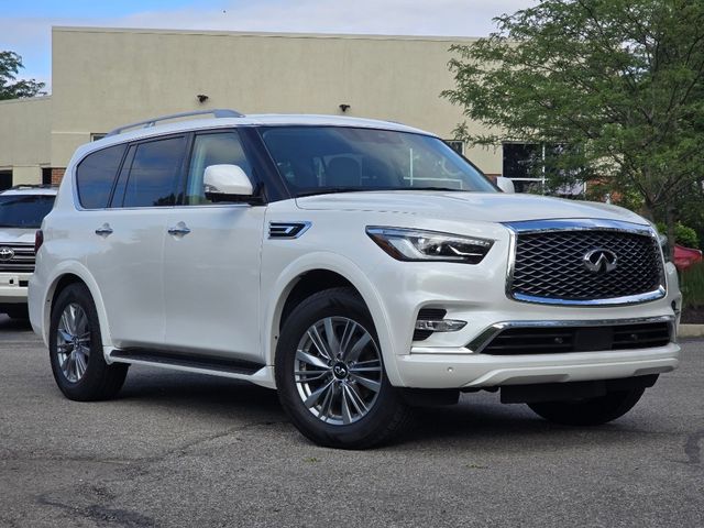 2021 INFINITI QX80 Luxe