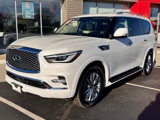 2021 INFINITI QX80 Luxe