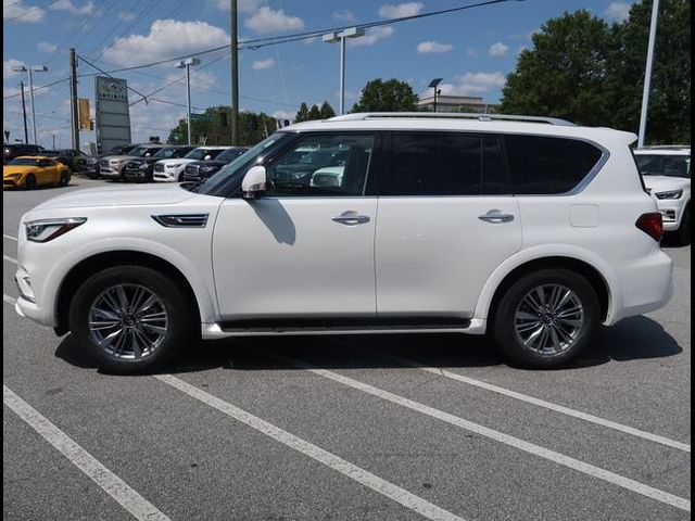 2021 INFINITI QX80 Luxe