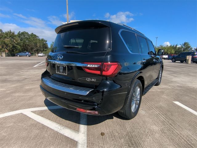 2021 INFINITI QX80 Luxe