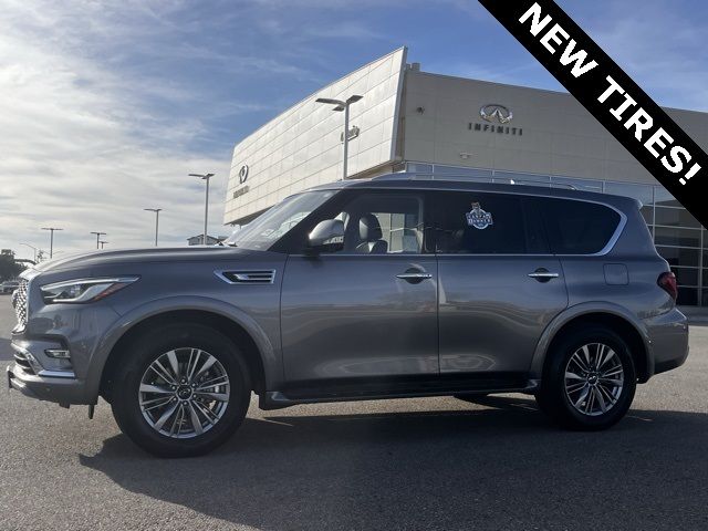 2021 INFINITI QX80 Luxe