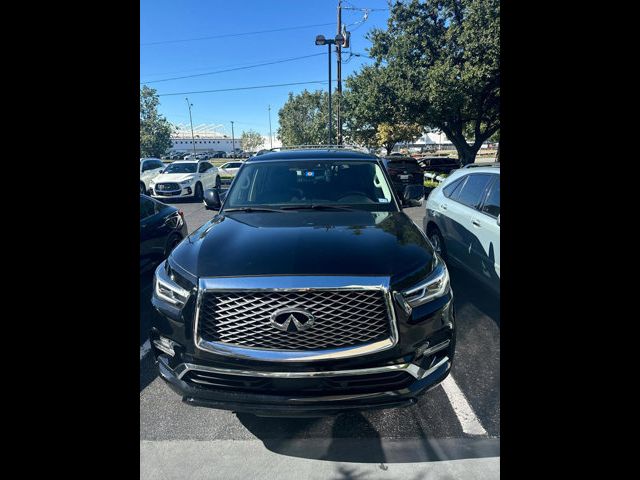 2021 INFINITI QX80 Luxe