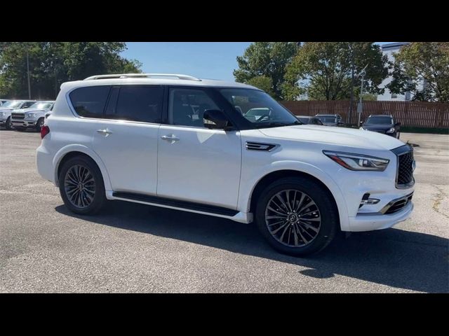 2021 INFINITI QX80 Premium Select