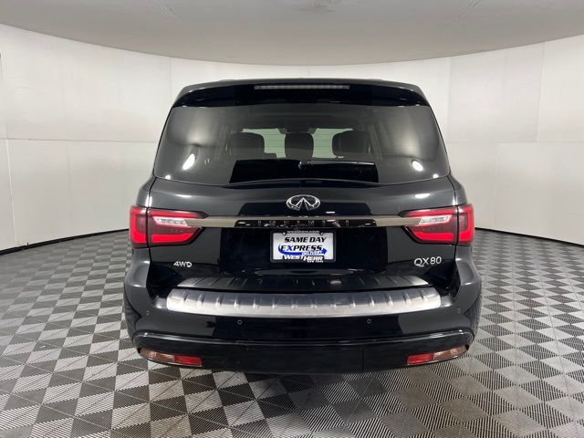 2021 INFINITI QX80 Premium Select