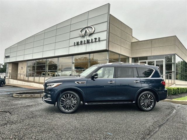 2021 INFINITI QX80 Premium Select