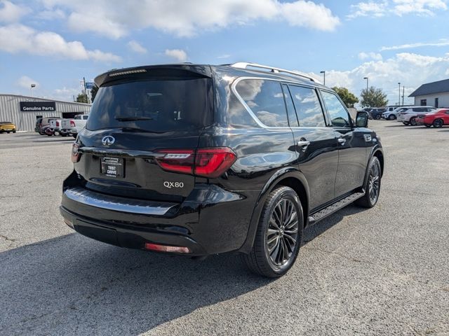 2021 INFINITI QX80 Premium Select