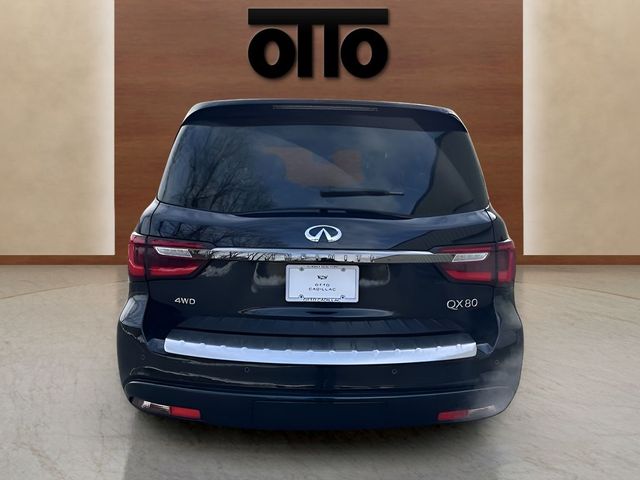 2021 INFINITI QX80 Premium Select