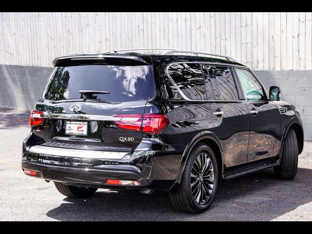 2021 INFINITI QX80 Premium Select