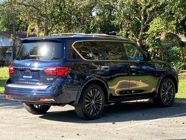 2021 INFINITI QX80 Premium Select