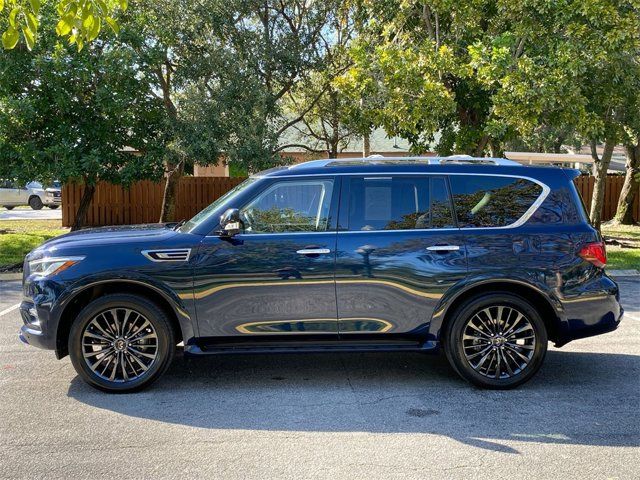 2021 INFINITI QX80 Premium Select