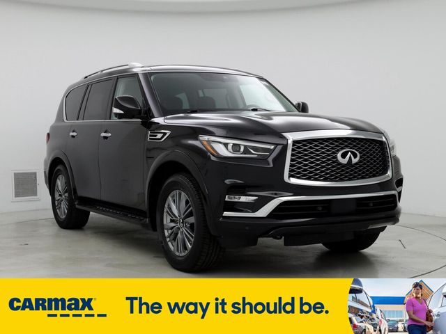 2021 INFINITI QX80 Luxe