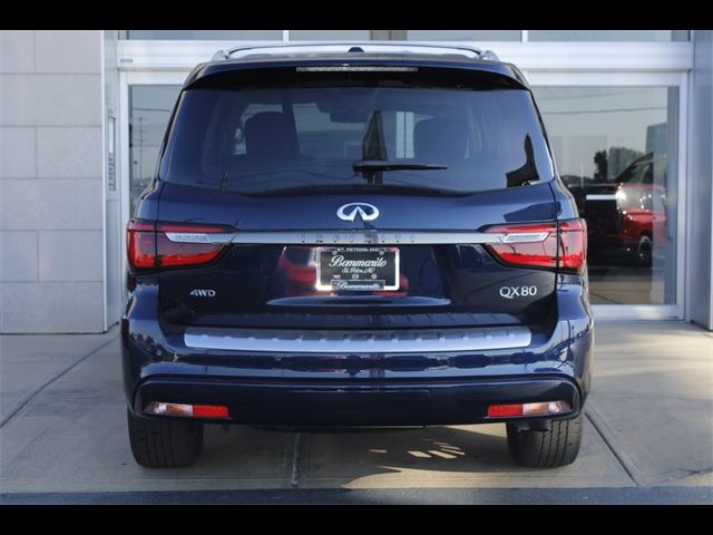 2021 INFINITI QX80 Premium Select