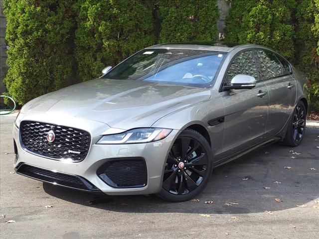 2021 Jaguar XF R-Dynamic SE