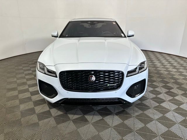 2021 Jaguar XF R-Dynamic SE