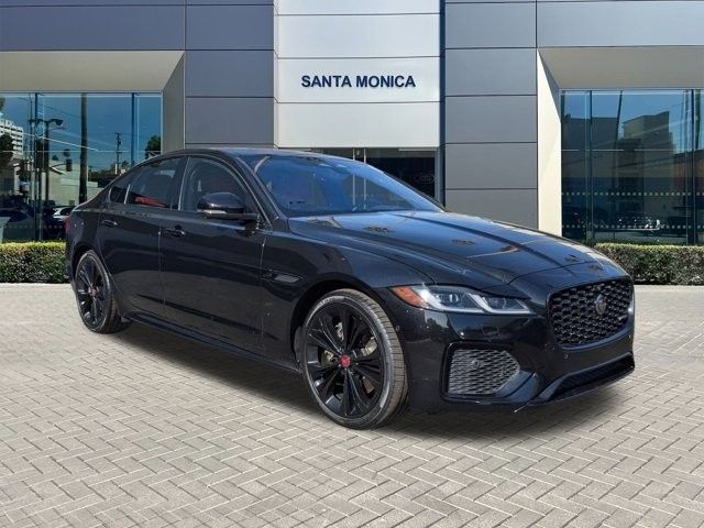 2021 Jaguar XF R-Dynamic SE