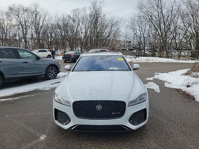 2021 Jaguar XF R-Dynamic SE