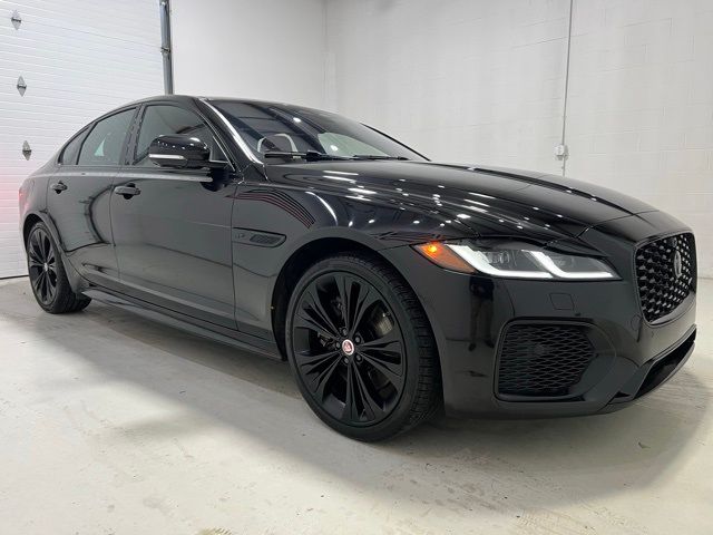 2021 Jaguar XF R-Dynamic SE